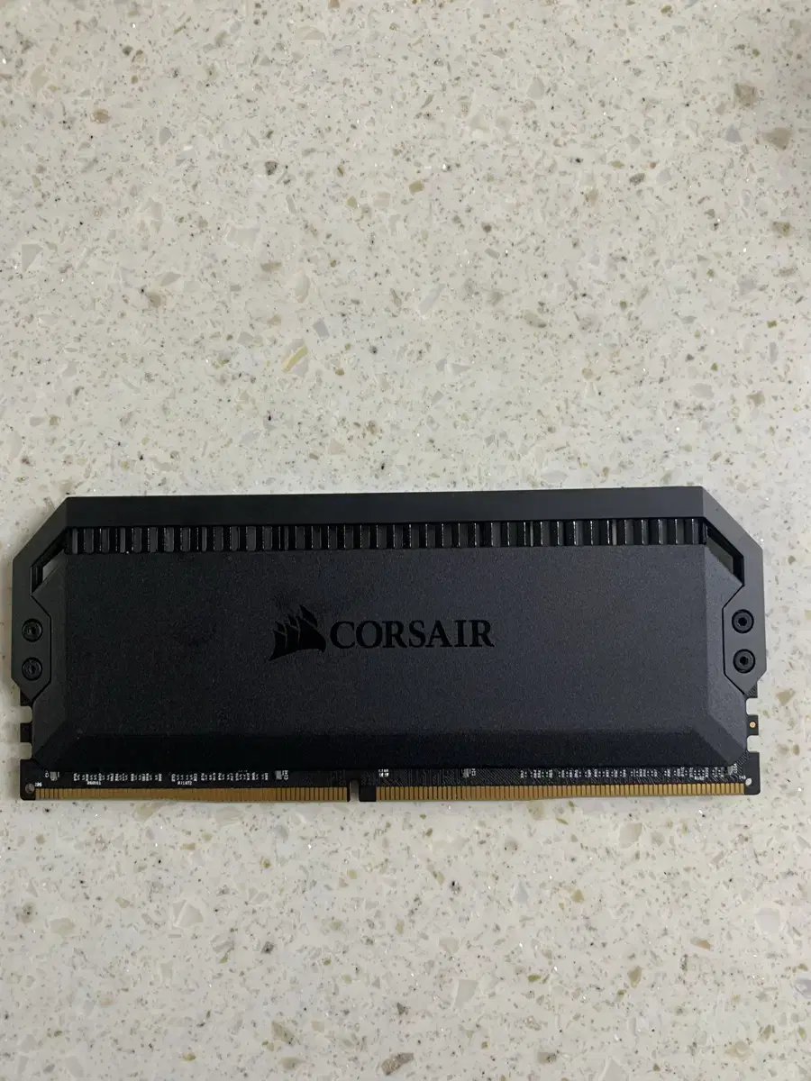 CORSAIR 커세어 메모리 DDR4 16G